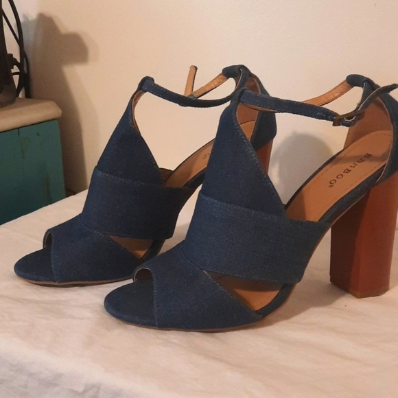 BAMBOO Shoes - Bamboo denim and camel chunky heel y2k style size 10 shoes